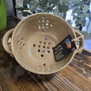 #934 Brown Berry bowl